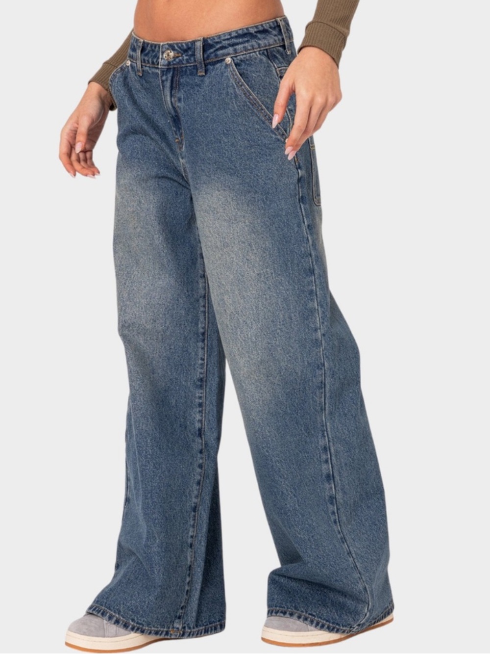Edikted Low Rise Baggy Blue Jeans